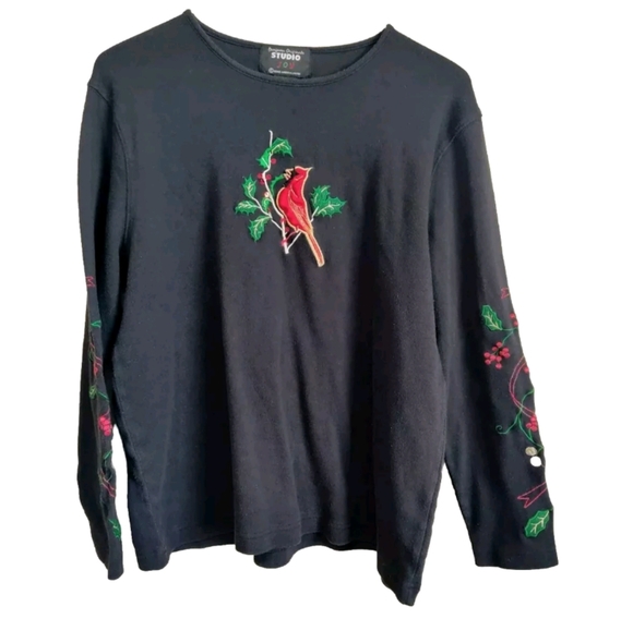 Cardinal Holly Long Sleeve Shirt Size XL Embroidery Winter Christmas Bird - Picture 1 of 8